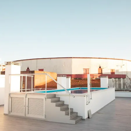 Lar Da Onda - By Sch * Ναζαρέ